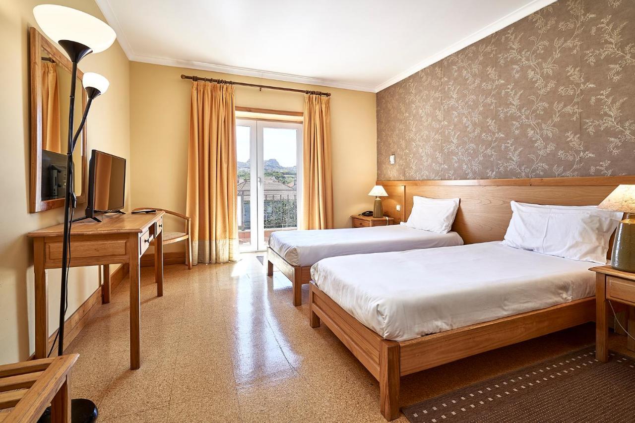Hotel Castrum Villae By Walk Hotels Castro Laboreiro Exterior photo